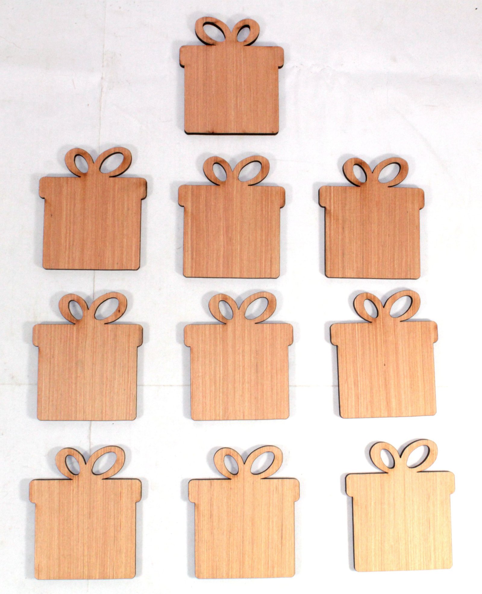 10 x Christmas Present